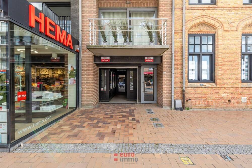 Handelszaak te  huur in Nieuwpoort 8620 1750.00€  slaapkamers m² - Zoekertje 179081