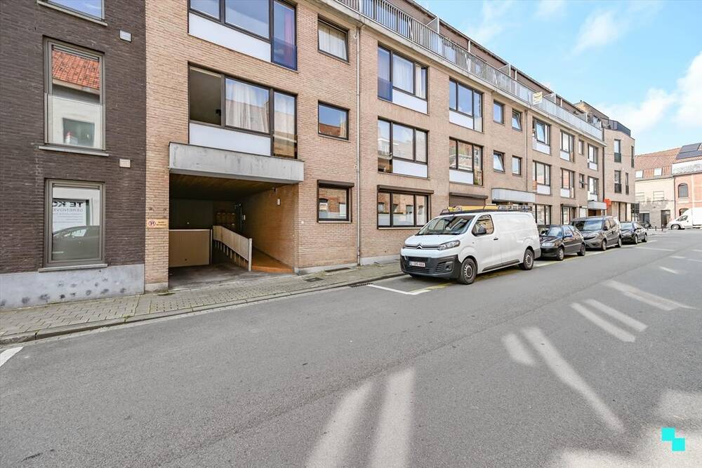 Parking & garage te  huur in Kortrijk 8500 55.00€  slaapkamers 10.56m² - Zoekertje 178582