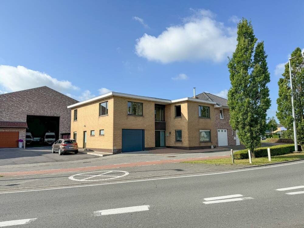 Huis te  huur in Diksmuide 8600 900.00€ 5 slaapkamers m² - Zoekertje 179127