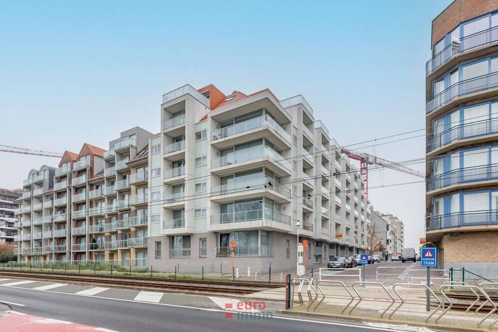 Parking & garage te  huur in Nieuwpoort 8620 100.00€  slaapkamers m² - Zoekertje 182747