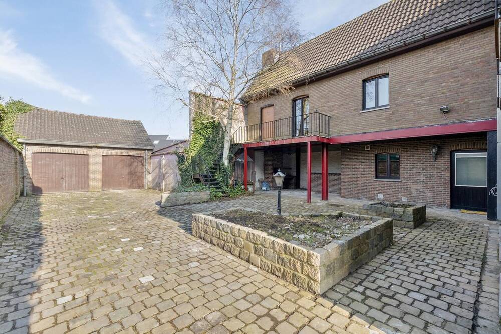 Huis te  koop in Zedelgem 8210 352000.00€ 4 slaapkamers 200.00m² - Zoekertje 184080