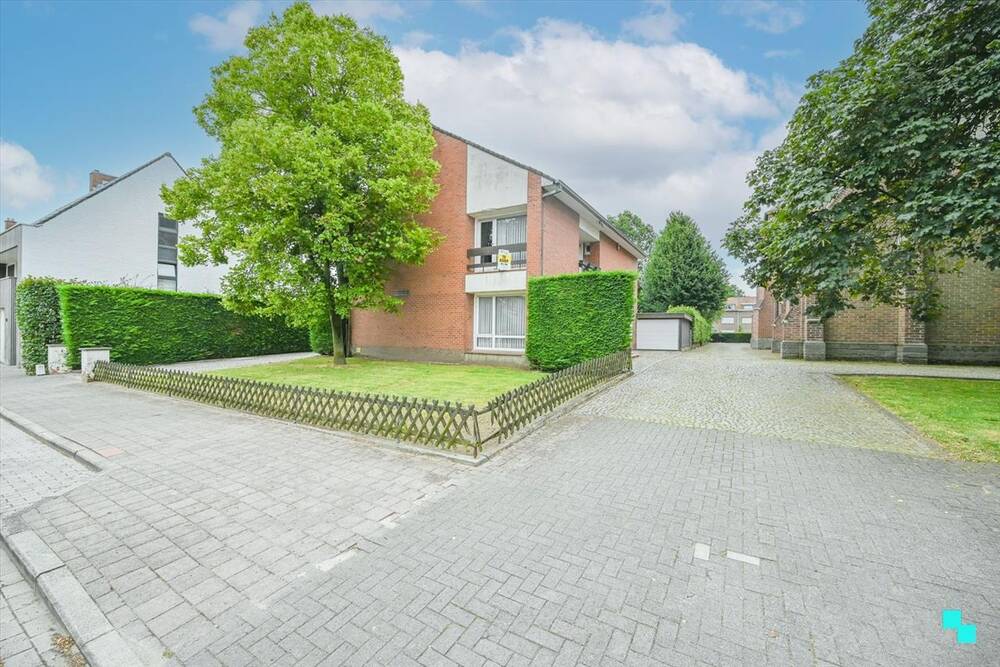 Huis te  koop in Wielsbeke 8710 265000.00€ 6 slaapkamers 258.00m² - Zoekertje 193996