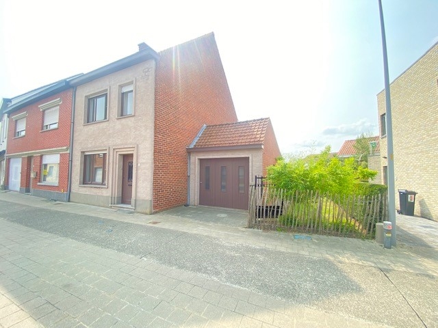 Huis te  koop in Hollebeke 8902 230000.00€ 3 slaapkamers 153.00m² - Zoekertje 195365