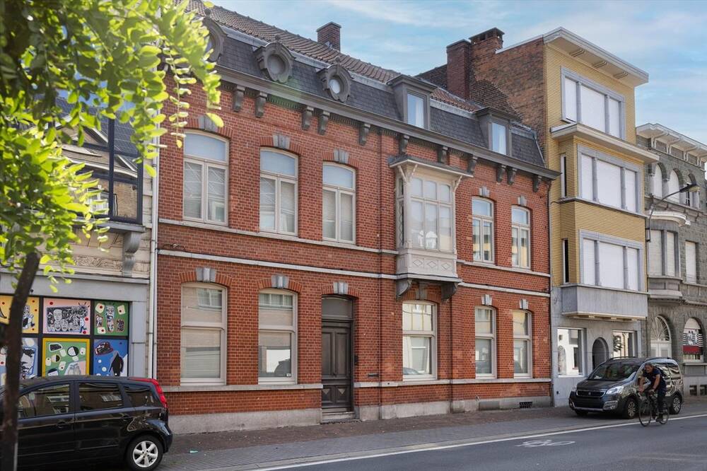 Herenhuis te  koop in Menen 8930 587000.00€ 6 slaapkamers 683.00m² - Zoekertje 198137