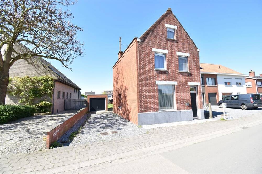 Huis te  koop in Staden 8840 185000.00€ 3 slaapkamers m² - Zoekertje 198418