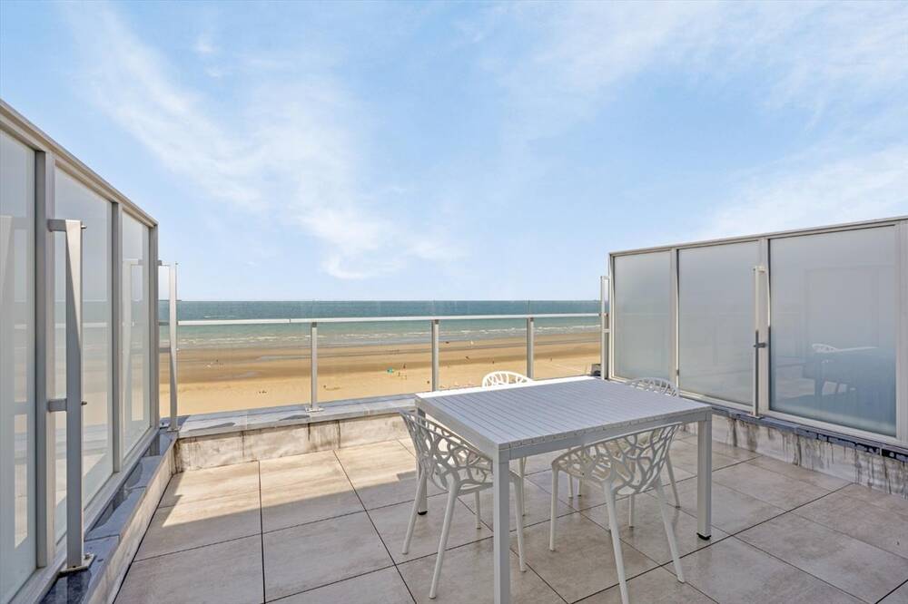 Appartement te  koop in De Panne 8660 385000.00€ 1 slaapkamers 44.00m² - Zoekertje 200399