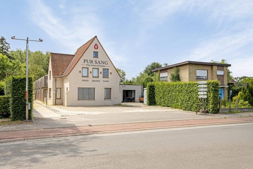 Handelszaak te  huur in Oostkamp 8020 0.00€  slaapkamers 0.00m² - Zoekertje 201524