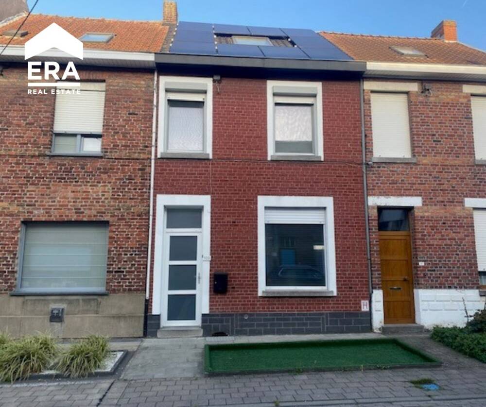 Huis te  koop in Lauwe 8930 219000.00€ 4 slaapkamers 160.00m² - Zoekertje 201031