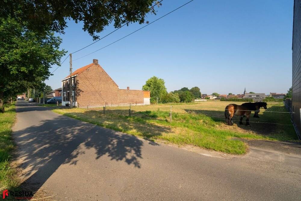 Bouwgrond te  koop in Moen 8552 149000.00€  slaapkamers m² - Zoekertje 202048