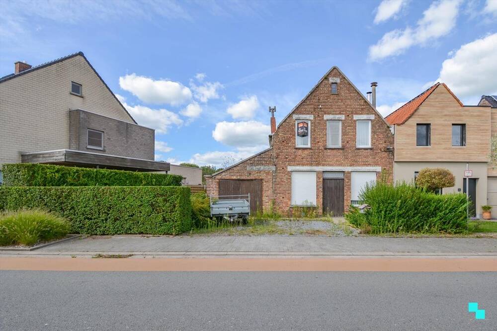 Huis te  koop in Ardooie 8850 145000.00€  slaapkamers 129.00m² - Zoekertje 203354