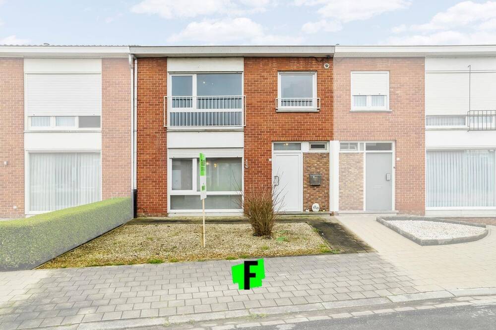 Huis te  koop in Zonnebeke 8980 199000.00€ 3 slaapkamers 111.00m² - Zoekertje 205948