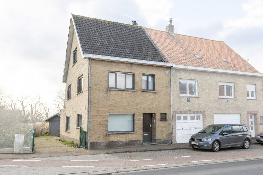 Huis te  koop in Veurne 8630 395000.00€ 4 slaapkamers 181.00m² - Zoekertje 205119