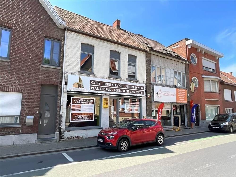 Handelszaak te  koop in Lauwe 8930 175000.00€ 3 slaapkamers 262.00m² - Zoekertje 206252