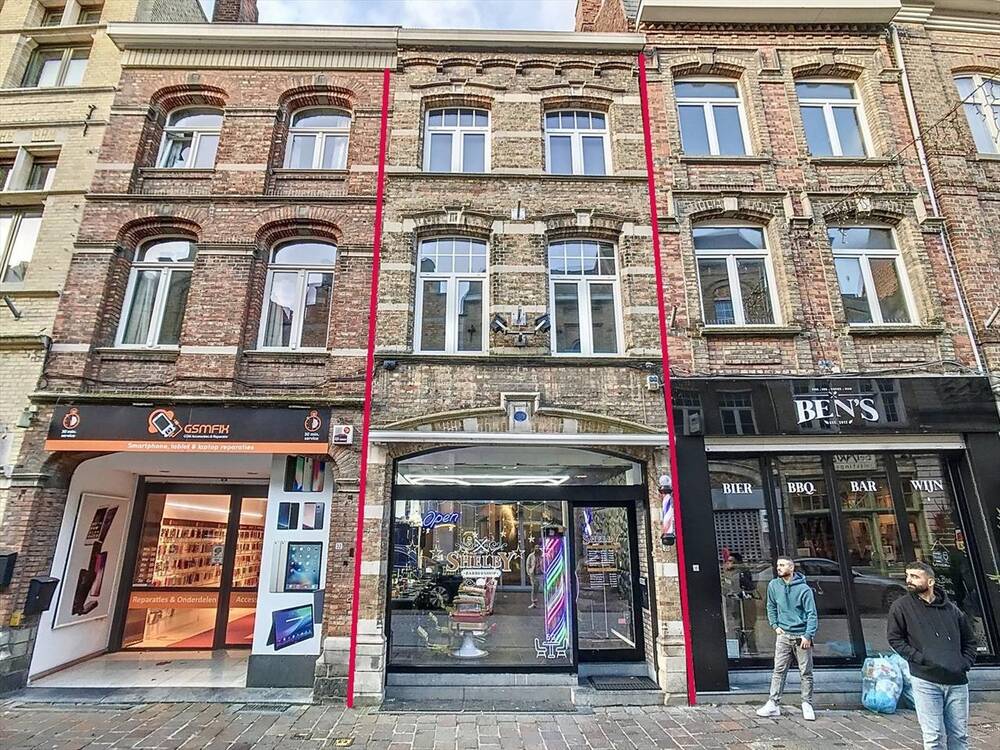 Handelszaak te  koop in Ieper 8900 295000.00€  slaapkamers 0.00m² - Zoekertje 209072