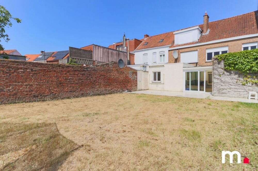 Huis te  koop in Heule 8501 255000.00€ 5 slaapkamers m² - Zoekertje 208913