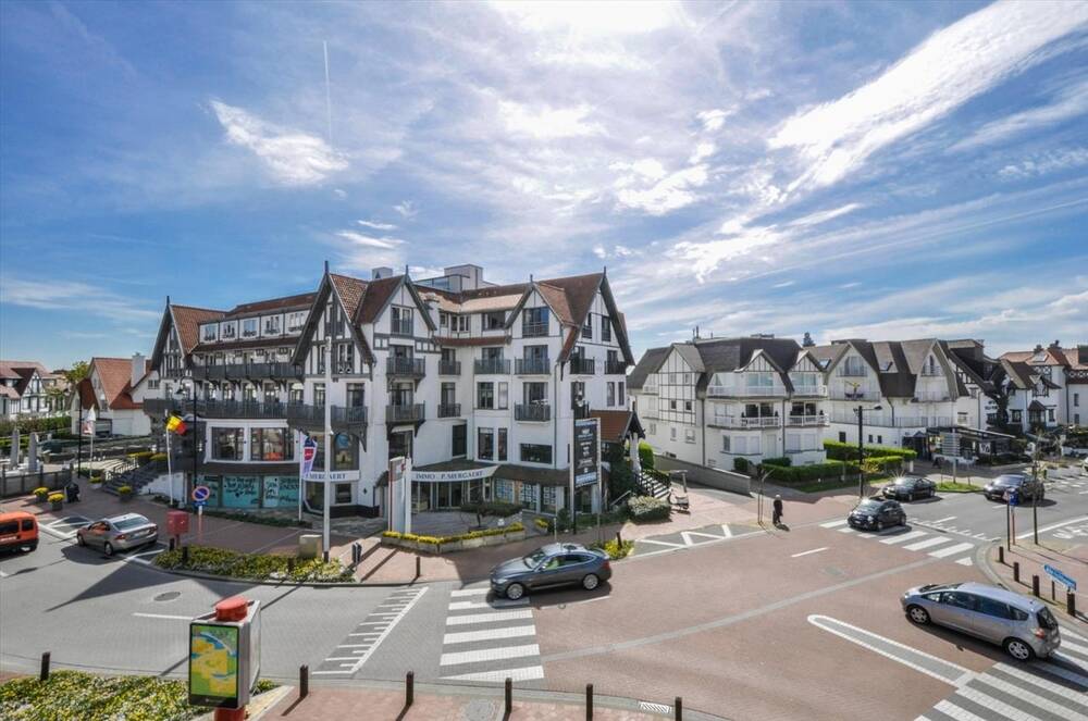 Parking & garage te  huur in Knokke 8300 3000.00€  slaapkamers m² - Zoekertje 211109