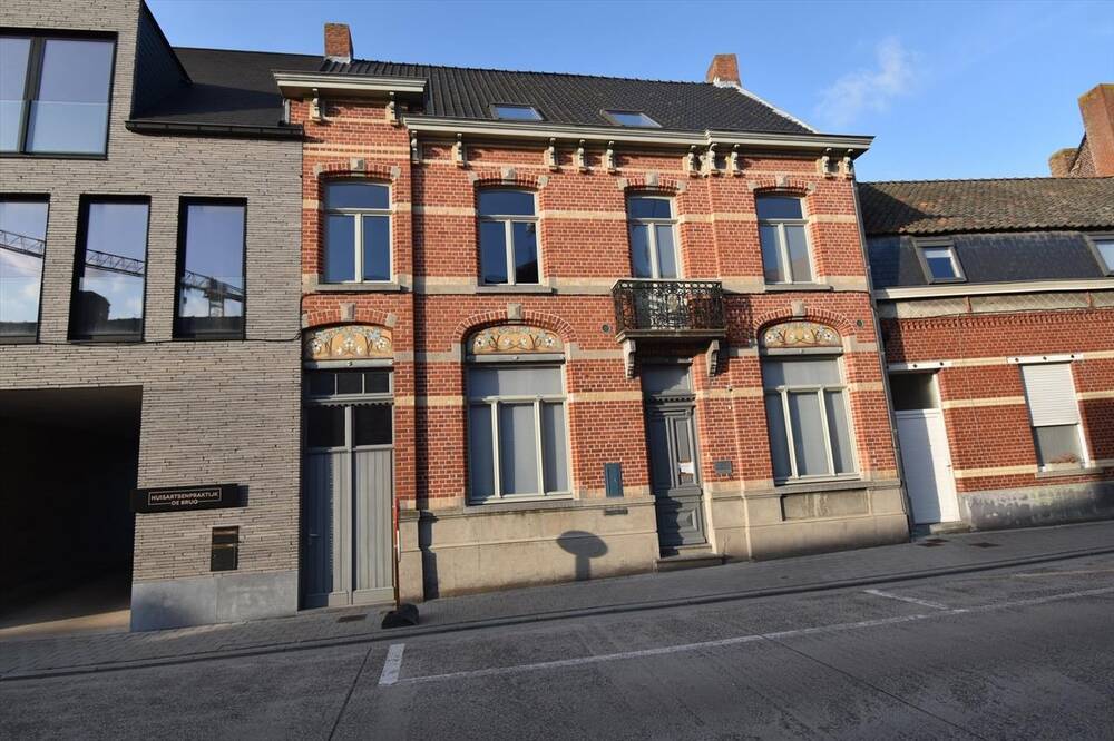 Appartement te  huur in Ruiselede 8755 750.00€ 3 slaapkamers 221.00m² - Zoekertje 211744