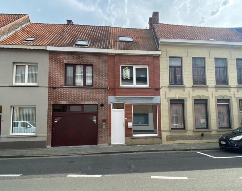 Huis te  huur in Roeselare 8800 800.00€ 3 slaapkamers 140.00m² - Zoekertje 211413