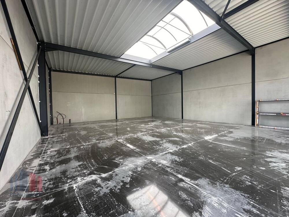 Handelszaak te  koop in Wevelgem 8560 303847.00€  slaapkamers 210.00m² - Zoekertje 215199