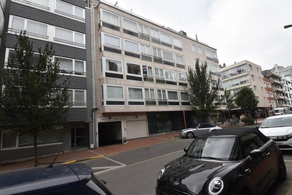 Parking & garage te  huur in Knokke 8300 150.00€  slaapkamers m² - Zoekertje 215711