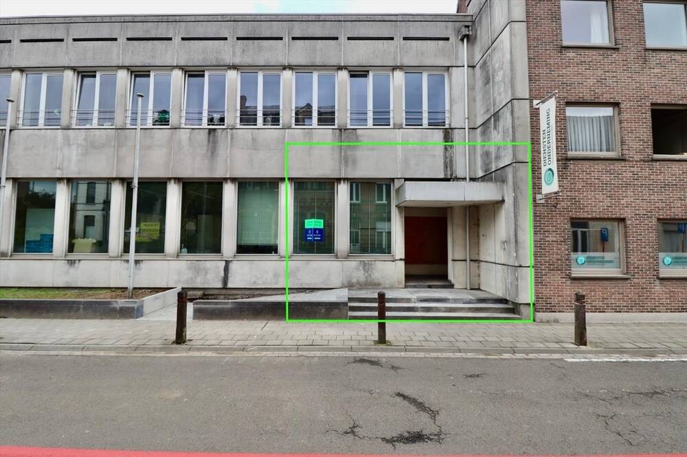 Handelszaak te  huur in Avelgem 8580 1000.00€  slaapkamers 180.00m² - Zoekertje 216729