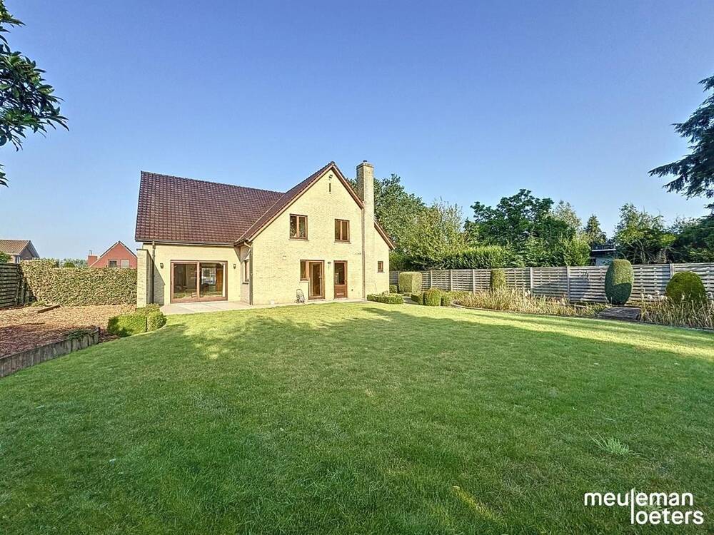 Huis te  koop in Oostkamp 8020 645000.00€ 5 slaapkamers 280.00m² - Zoekertje 219498