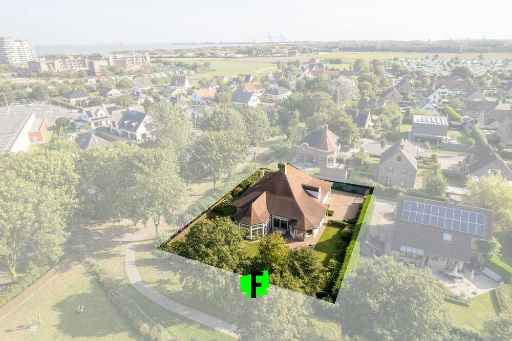 Villa te  koop in Blankenberge 8370 849000.00€ 3 slaapkamers 388.00m² - Zoekertje 220452