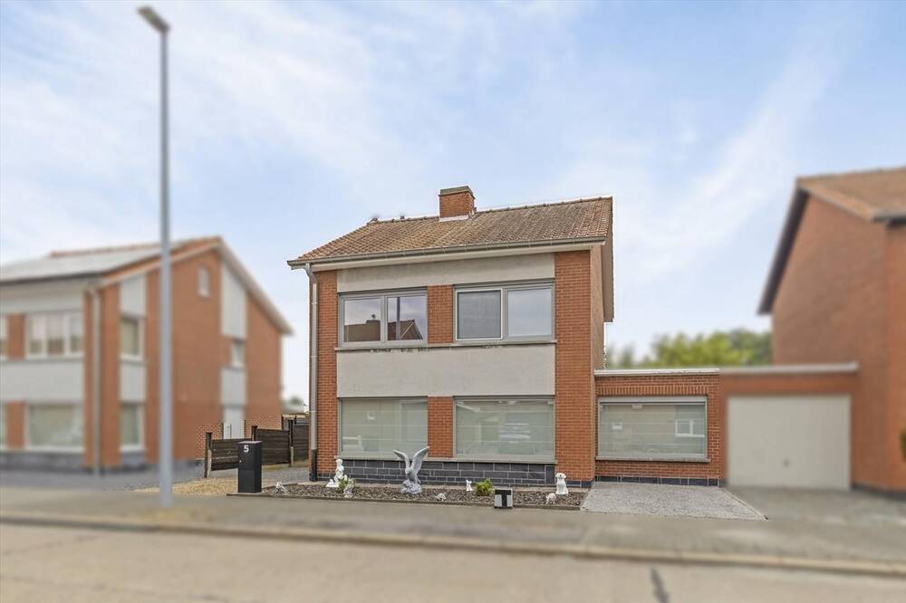 Huis te  koop in Desselgem 8792 275000.00€ 3 slaapkamers 162.00m² - Zoekertje 221396