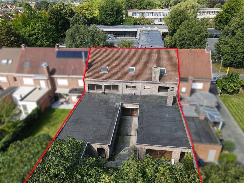 Handelszaak te  koop in Izegem 8870 0.00€  slaapkamers 730.00m² - Zoekertje 222691