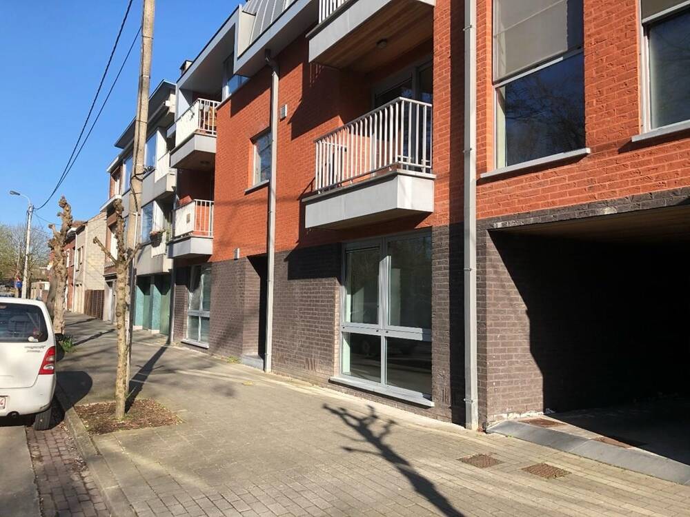 Benedenverdieping te  huur in Kortrijk 8500 750.00€ 2 slaapkamers 77.00m² - Zoekertje 225214