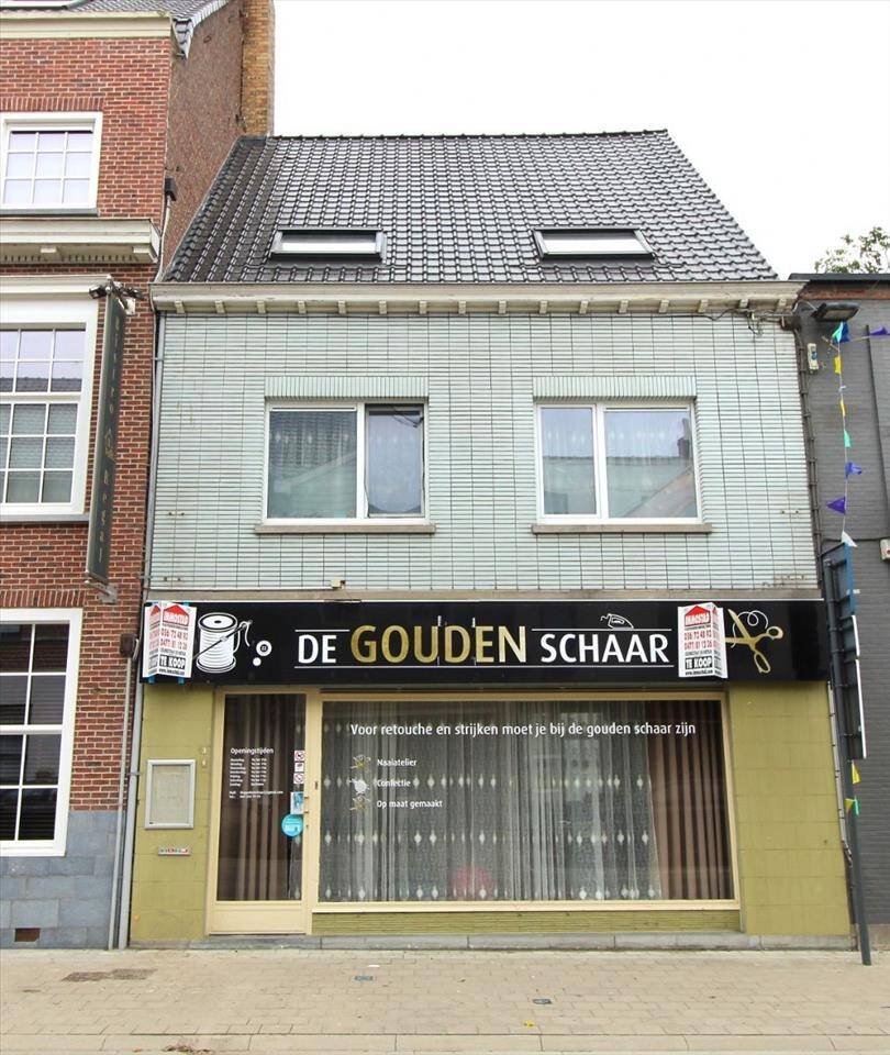 Huis te  koop in Avelgem 8580 298000.00€ 6 slaapkamers 234.00m² - Zoekertje 226297