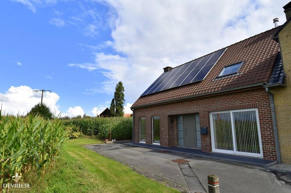 Huis te  koop in Gullegem 8560 335000.00€ 4 slaapkamers 182.00m² - Zoekertje 228640