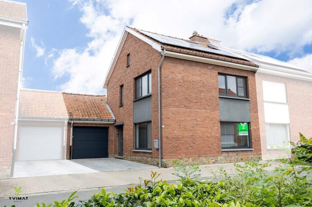 Huis te  huur in Bissegem 8501 950.00€ 2 slaapkamers 146.00m² - Zoekertje 227701