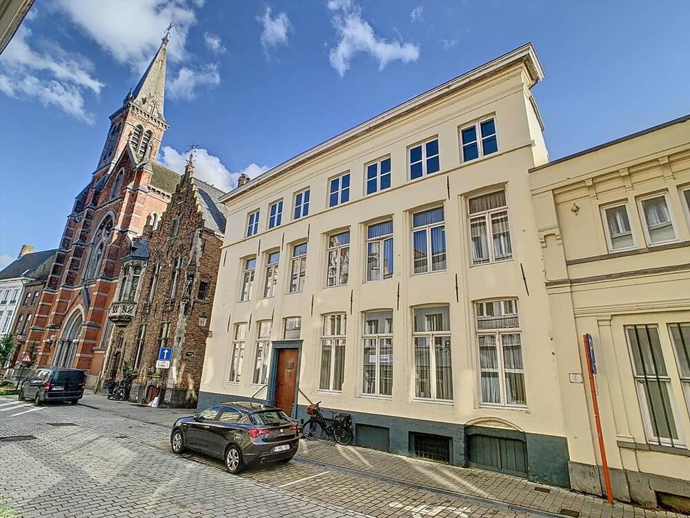 Handelszaak te  huur in Brugge 8000 1100.00€  slaapkamers 110.00m² - Zoekertje 229552