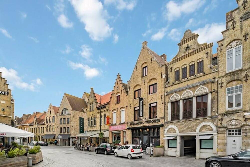 Huis te  in Diksmuide 8600 595000.00€ 4 slaapkamers 398.00m² - Zoekertje 230176