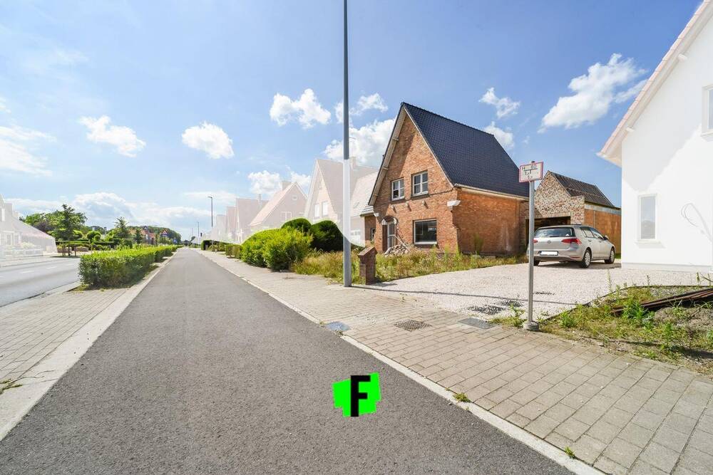 Huis te  koop in Jabbeke 8490 399000.00€ 5 slaapkamers 160.00m² - Zoekertje 232311