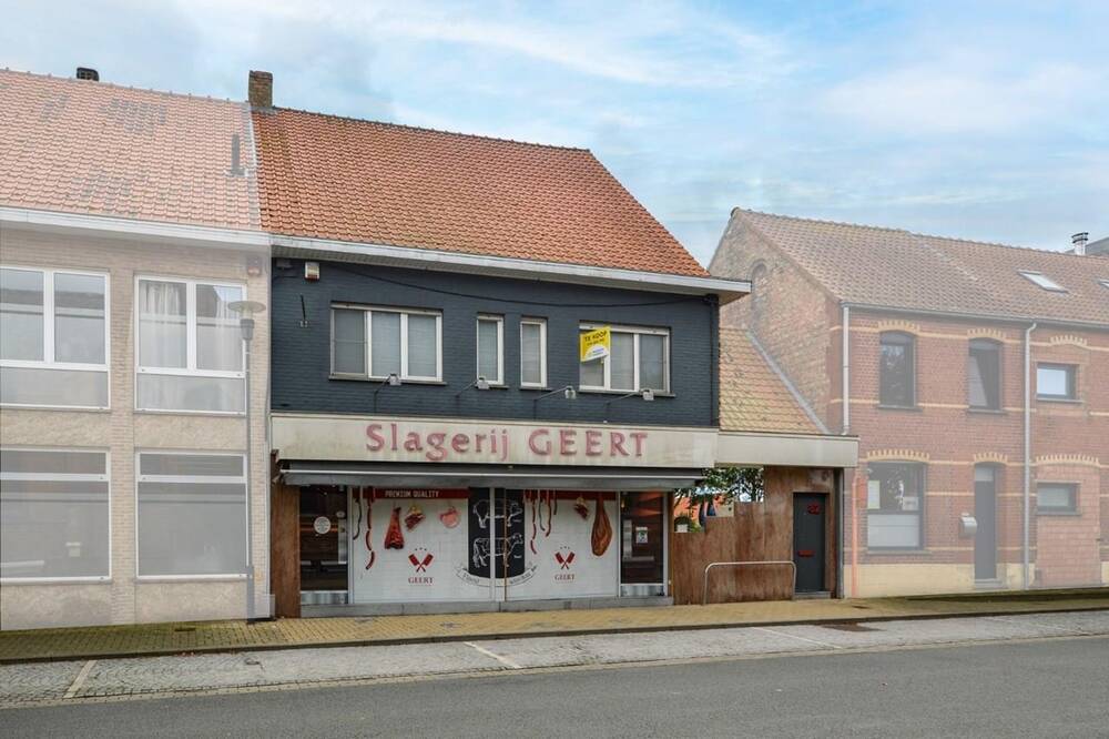 Huis te  koop in Oudenburg 8460 365000.00€ 3 slaapkamers 394.00m² - Zoekertje 236200