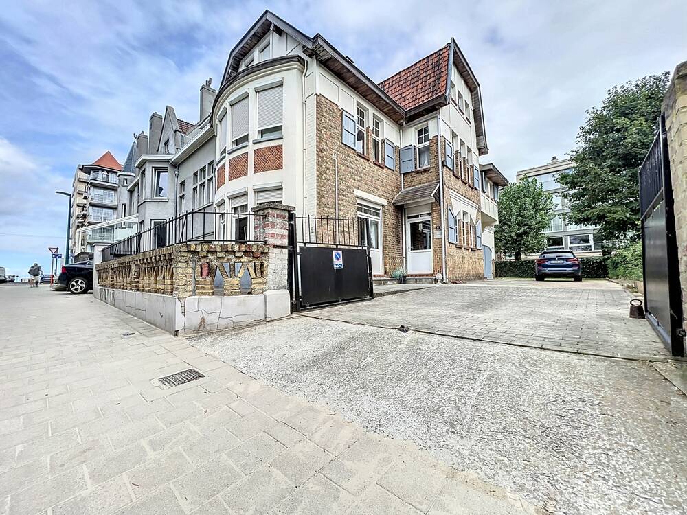 Huis te  koop in De Panne 8660 459000.00€ 6 slaapkamers 180.00m² - Zoekertje 235589