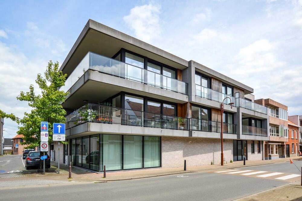 Appartement te  koop in Aartrijke 8211 265000.00€ 1 slaapkamers 65.00m² - Zoekertje 236843