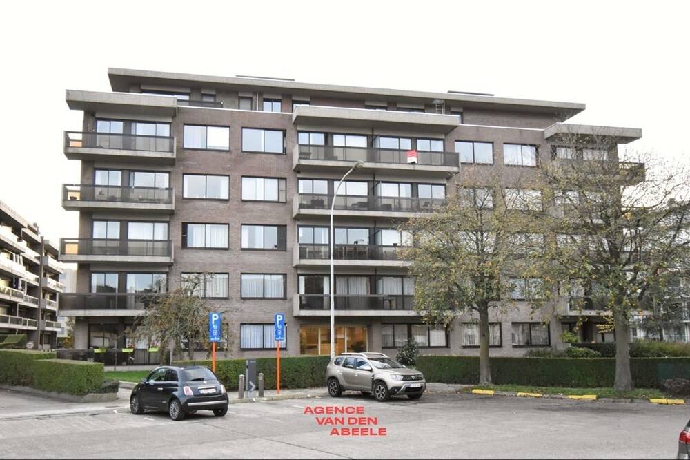 Appartement te  koop in Assebroek 8310 285000.00€ 2 slaapkamers 83.00m² - Zoekertje 239435