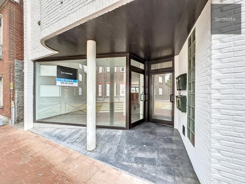 Handelszaak te  huur in Sint-Eloois-Vijve 8793 850.00€  slaapkamers m² - Zoekertje 241212