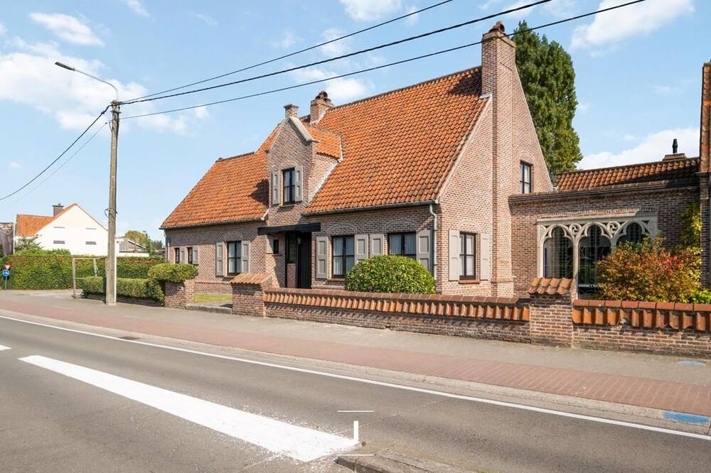 Huis te  koop in Beveren 8791 450000.00€ 3 slaapkamers 284.00m² - Zoekertje 242615