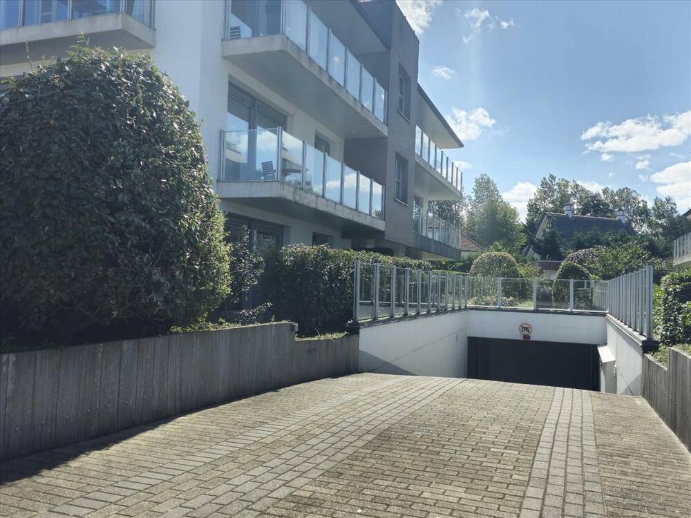 Parking & garage te  koop in Nieuwpoort 8620 89000.00€  slaapkamers m² - Zoekertje 244350