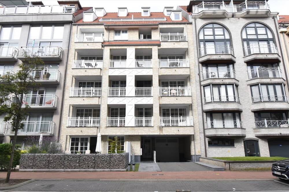 Parking & garage te  huur in Knokke 8300 100.00€  slaapkamers m² - Zoekertje 245020