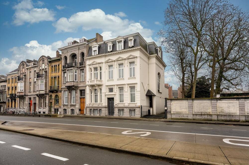 Handelszaak te  huur in Kortrijk 8500 0.00€  slaapkamers 300.00m² - Zoekertje 245286