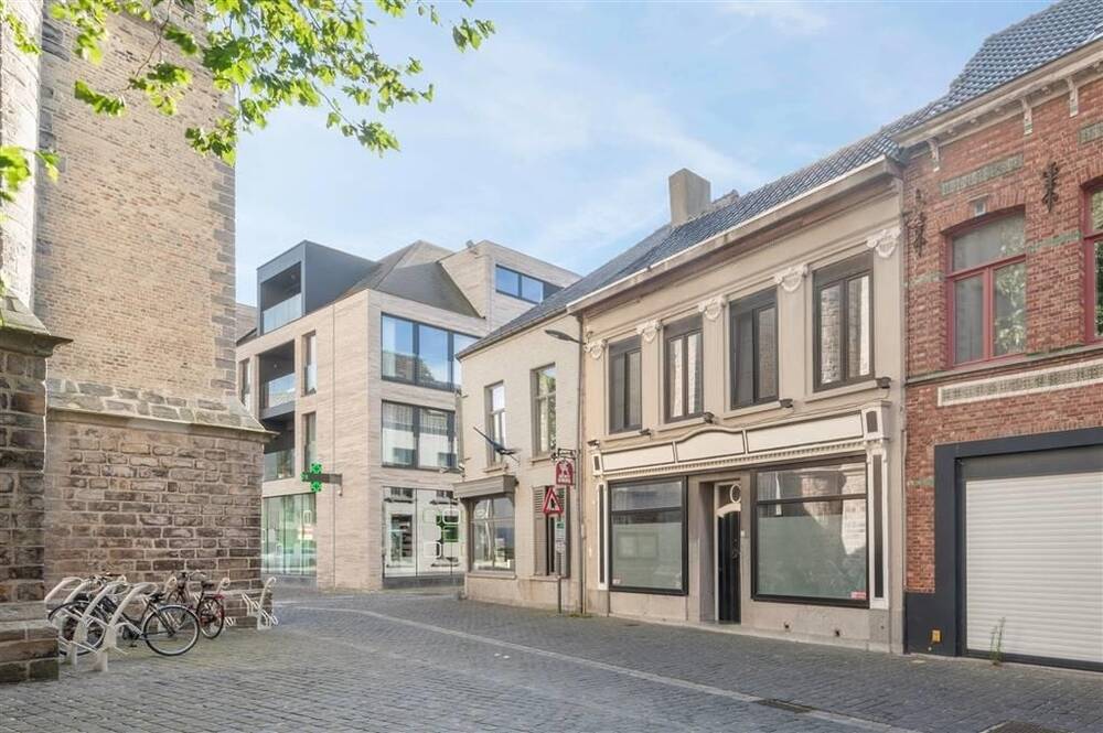 Huis te  koop in Poperinge 8970 198000.00€ 3 slaapkamers 217.00m² - Zoekertje 247380