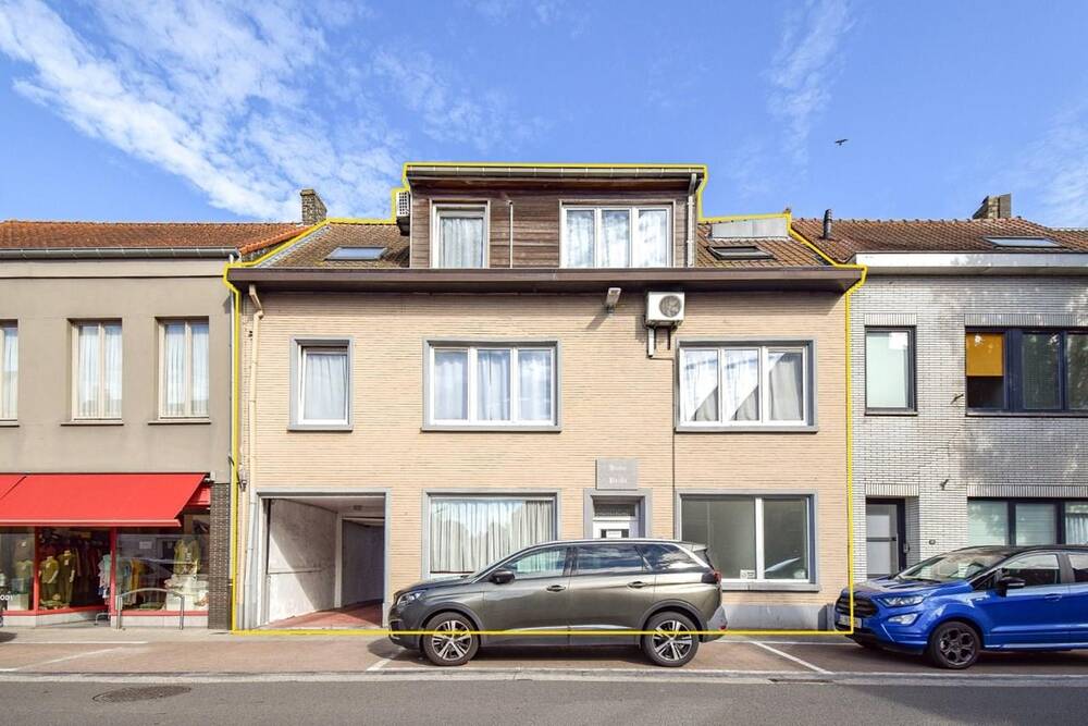 Appartementsgebouw te  koop in Gistel 8470 750000.00€ 7 slaapkamers 387.00m² - Zoekertje 247439