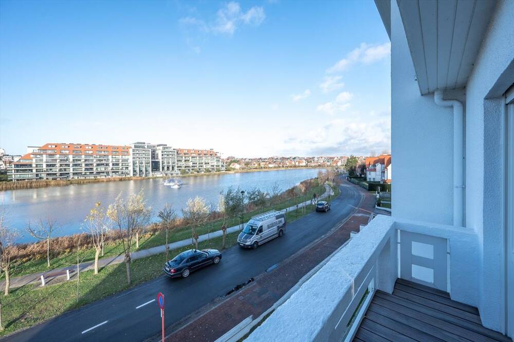 Appartement te  koop in Knokke 8300 1695000.00€ 4 slaapkamers 128.00m² - Zoekertje 250717