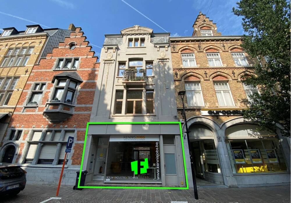 Handelszaak te  huur in Ieper 8900 1100.00€  slaapkamers 0.00m² - Zoekertje 250355