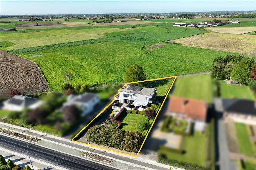 Villa te  koop in Tielt 8700 695000.00€ 4 slaapkamers 480.00m² - Zoekertje 250515